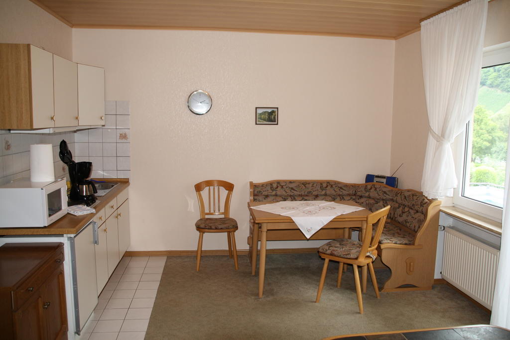 Haus Klosterblick Kröv Chambre photo