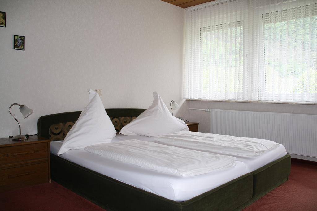 Haus Klosterblick Kröv Chambre photo